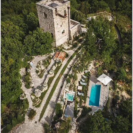 Marcheamore - La Roccaccia Relax, Art & Nature Montefortino