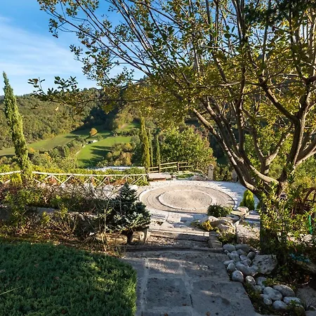 Marcheamore - La Roccaccia Relax, Art & Nature Villa Montefortino