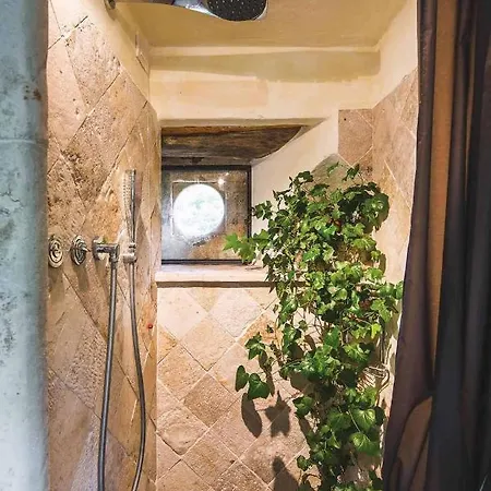 Marcheamore - La Roccaccia Relax, Art & Nature